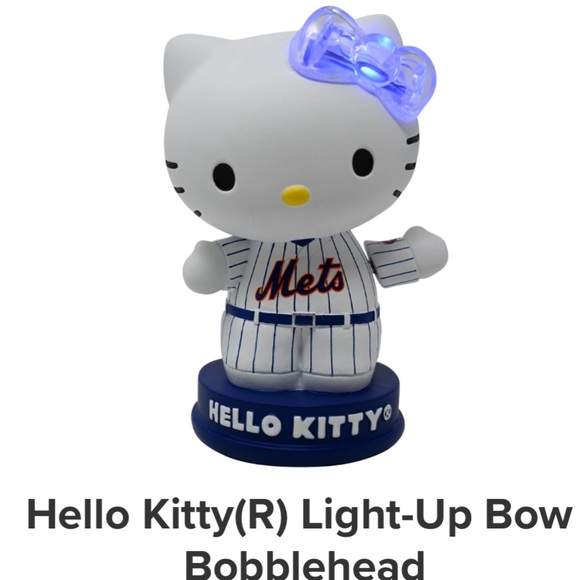 Hello Kitty New York Mets collab 5/26/24 RARE NOT AVAIL @STORES HELLO KITTY NIB - Picture 2 of 7